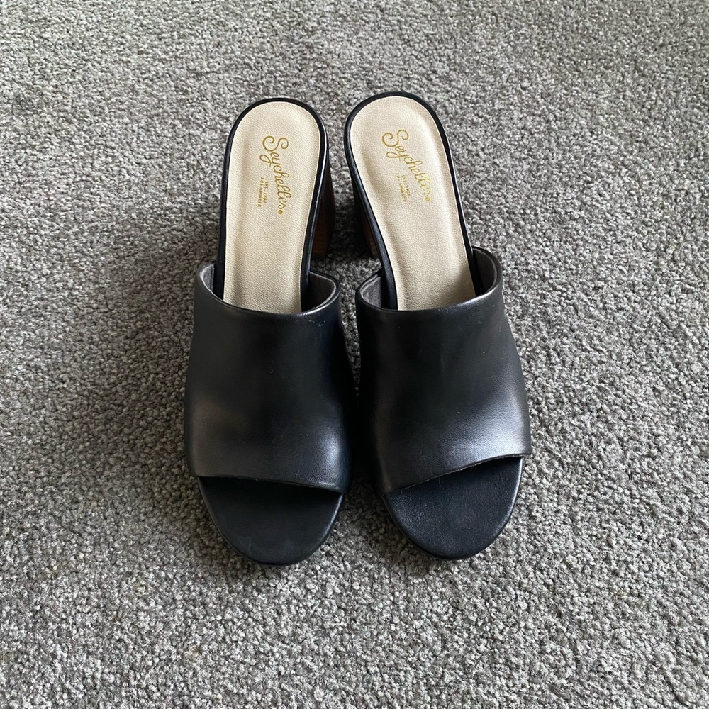 Seychelles sandals
